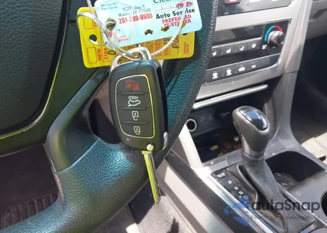 2015 Hyundai Sonata Se from USA, damaged, VIN 5NPE24AF5FH188472